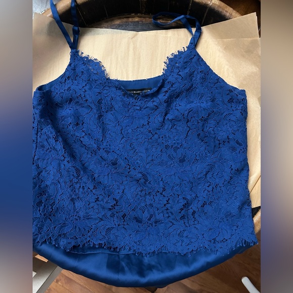 White House Black Market Blue Lace Camisole - Picture 3 of 8